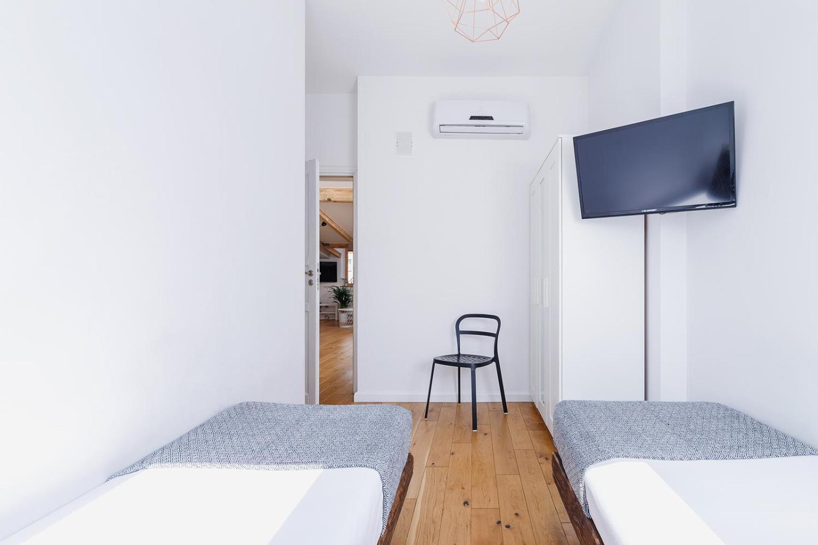 2 Bedroom Apartment With Terrace- Pilsudskiego 11 Krakow Exterior photo
