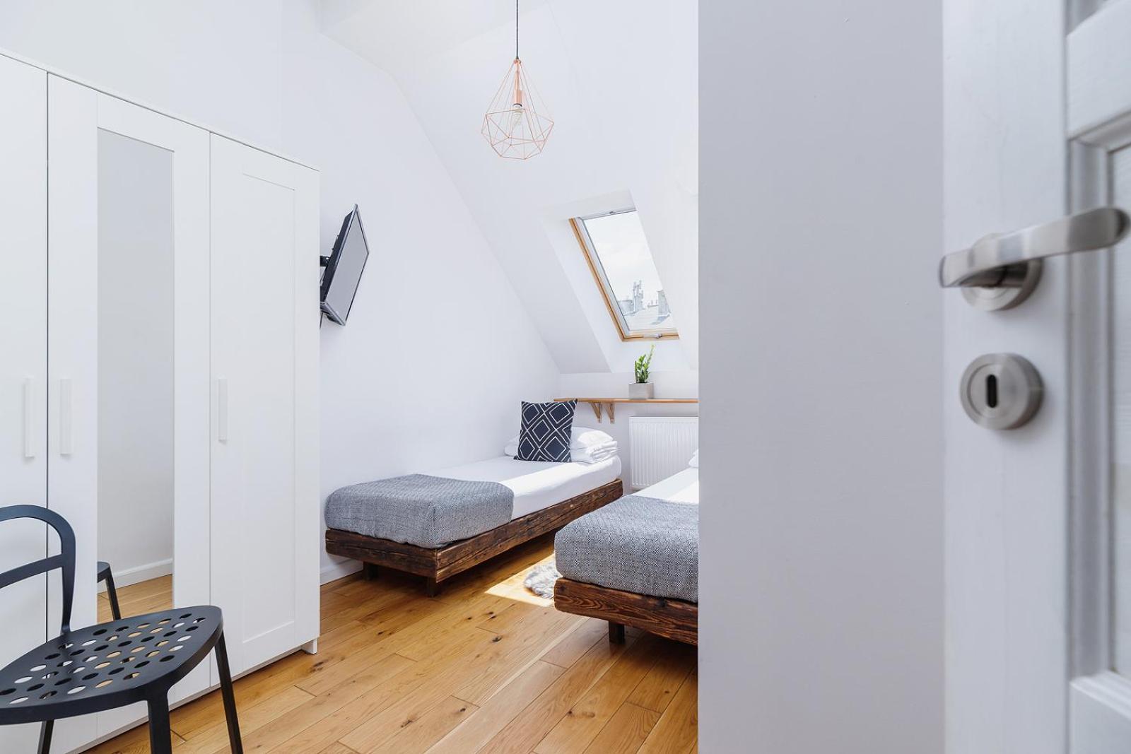 2 Bedroom Apartment With Terrace- Pilsudskiego 11 Krakow Exterior photo